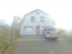 Το κτήριο όπου στεγάζεται  το διαμέρισμα