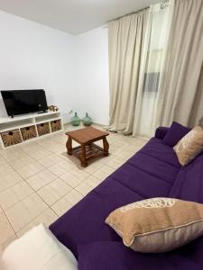 Μια τηλεόραση ή/και κέντρο ψυχαγωγίας στο Jimaguas