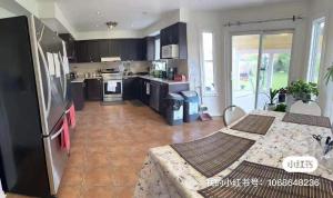 Η κουζίνα ή μικρή κουζίνα στο M2 Private cozy bedroom