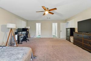 Zdjęcie z galerii obiektu Your Serene Escape in Schertz San Antonio and NB w mieście Schertz