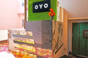 Certifikát, hodnocení, plakát nebo jiný dokument vystavený v ubytování Hotel O Priyal