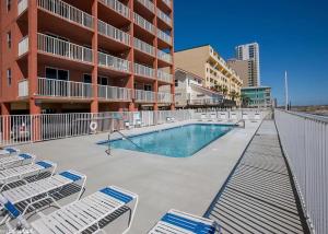 Hồ bơi trong/gần Buena Vista 102