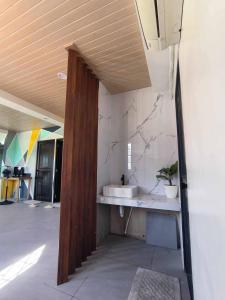 Ένα μπάνιο στο SaDai Na BaLai Private Resort