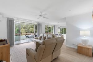 Φωτογραφία από το άλμπουμ του Fathoms 13 Mollymook Beach σε Mollymook