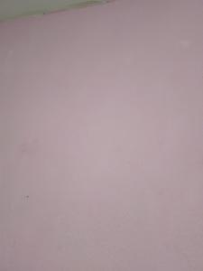 Bonito departamento dos dormitorios في كوينكا: ركوب للتزلج على الجليد في منحدر مغطى بالثلج