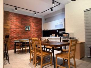 Μια τηλεόραση ή/και κέντρο ψυχαγωγίας στο 蘭陽河畔 Awake 三館丨宜蘭包棟丨寵物友善