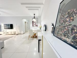 Μια τηλεόραση ή/και κέντρο ψυχαγωγίας στο egolife