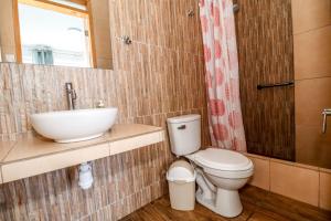 Ένα μπάνιο στο Cerro Azul Alojamiento +24 φωτογραφίες