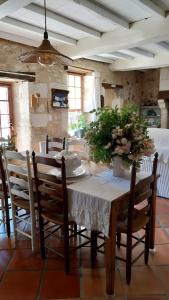 Φωτογραφία από το άλμπουμ του Le Clau Des Cerisiers σε Saint-Jean-dʼEstissac +22 φωτογραφίες