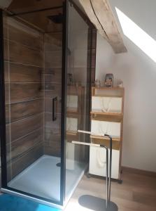 Ένα μπάνιο στο Le Clau Des Cerisiers