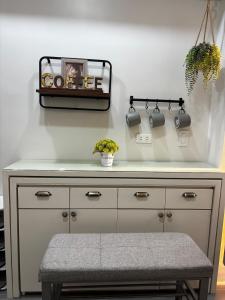 Afbeelding uit fotogalerij van I Simple & Stylish 1BR Living in Iloilo City