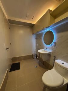 Ένα μπάνιο στο I Simple & Stylish 1BR Living