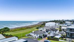 Φωτογραφία από το άλμπουμ του No 1 Beachfront Holiday Home σε Νιου Πλύμουθ +39 φωτογραφίες