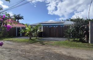 Κήπος έξω από το Studio Koton - 3 étoiles - Deshaies centre