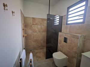 Ένα μπάνιο στο Studio Koton - 3 étoiles - Deshaies centre