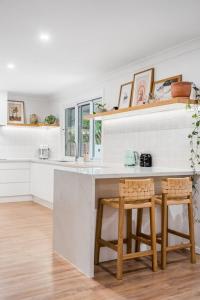 Η κουζίνα ή μικρή κουζίνα στο Cedar Beach House