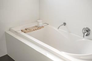 Ένα μπάνιο στο Welcome home Burwood