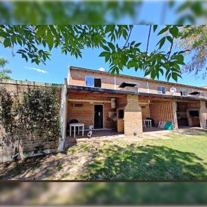 Το κτήριο όπου στεγάζεται  το διαμέρισμα