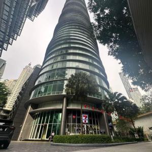 Το κτήριο όπου στεγάζεται  το δωμάτιο σε οικογενειακή κατοικία