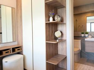 Ένα μπάνιο στο Gloria's Laguna Suite +17 φωτογραφίες