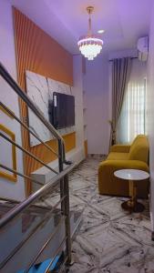 TV a/nebo společenská místnost v ubytování Precious Service Apartment Home