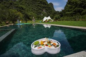 Φαγητό σε αυτό το δωμάτιο σε οικογενειακή κατοικία ή κάπου εκεί κοντά