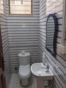 Ένα μπάνιο στο Dinah Comfystyle