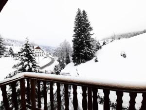 ⁂⁂ GITE LE PRES AU CERF [CLEDICIHOME] 2 steps from the LISPACH resort // PRIVATE toboggan run! SNOWSHOE DEPARTURE ⁂⁂ v zimě