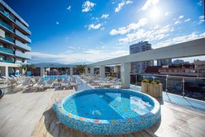 Bazén v ubytování Hotel El Paraiso nebo v jeho okolí