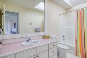 Ένα μπάνιο στο Haystack Landing +45 φωτογραφίες