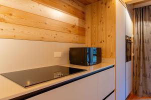 Η κουζίνα ή μικρή κουζίνα στο The Dreaming Home Dolomiti