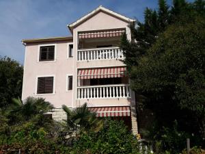 Gallery image of Rooms Biserka in Baška