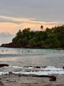 Φωτογραφία από το άλμπουμ του Nomad's Peak Hiriketiya σε Dikwella