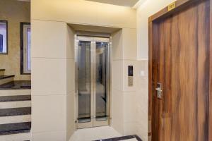 Imagine din galeria proprietății Super Townhouse Oak Railway Junction Kota Formerly Hotel Crosslane în Nānta