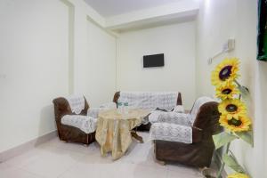 Χώρος καθιστικού στο Hotel O Danapur Central Railway Junction Formerly Brij Guest House