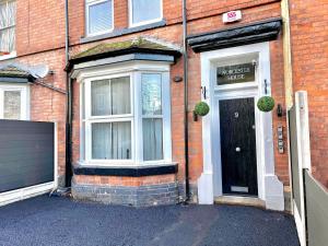 Το κτήριο όπου στεγάζεται  το διαμέρισμα