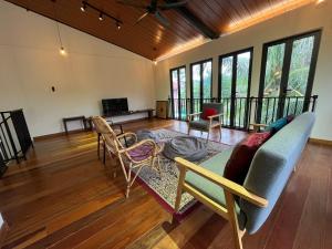 Posezení v ubytování Villa Aman in Georgetown