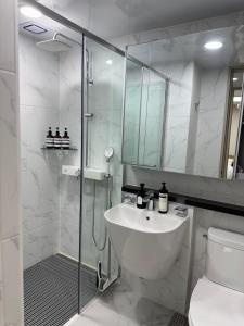 Koupelna v ubytování Brill Urban Homes