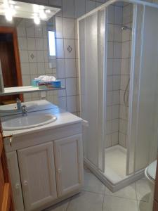 Koupelna v ubytování Gîte Fischer + 8 fotografií