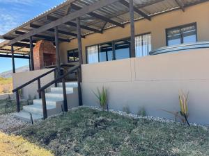 El edificio en el que está la villa 13 fotos más