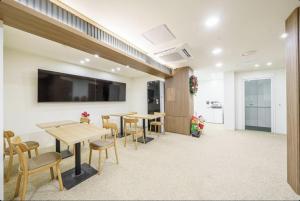 Μια τηλεόραση ή/και κέντρο ψυχαγωγίας στο 호텔 스테이 여유