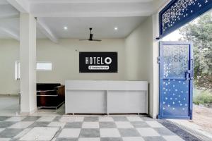 Φωτογραφία από το άλμπουμ του Hotel O SGT University Road Formerly Budhera σε Garhi Harsāru