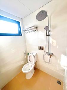 Ένα μπάνιο στο LushStay Cao Bá Quát