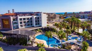 Πισίνα στο ή κοντά στο Istanbul Beach Hotel - All Inclusive +118 φωτογραφίες