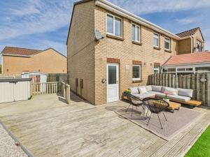 Το κτήριο όπου στεγάζεται  η παραθεριστική κατοικία