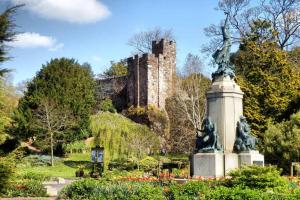 Κήπος έξω από το Exeter Modern 3-Bed - Garden Escape - Parking