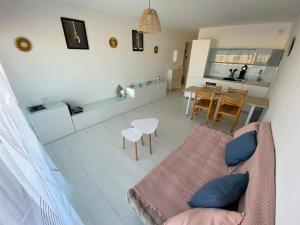 Η κουζίνα ή μικρή κουζίνα στο L'écume d'or, 2-bedroom apartment Sea and Lake view