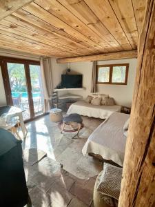 Μια τηλεόραση ή/και κέντρο ψυχαγωγίας στο Ranch Campo Palombaggia