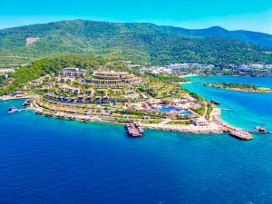 Природа в окрестностях курортного отеля