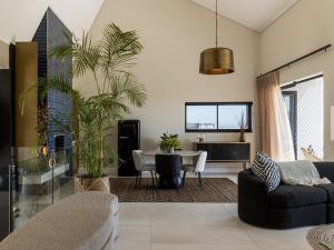 Μια τηλεόραση ή/και κέντρο ψυχαγωγίας στο Villa and Studio Eiland